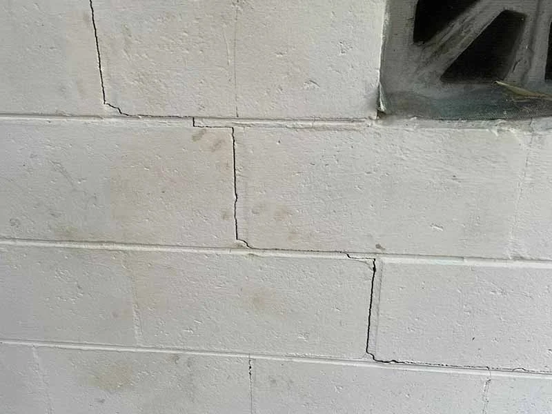 Cracked Wall Structural Repair in Auburndale FL