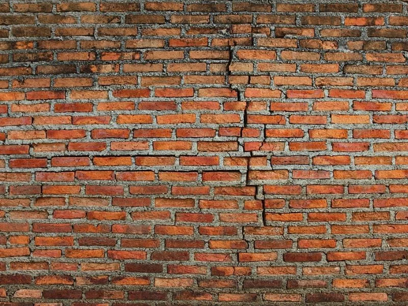 Cracked Wall Structural Repair in Auburndale FL
